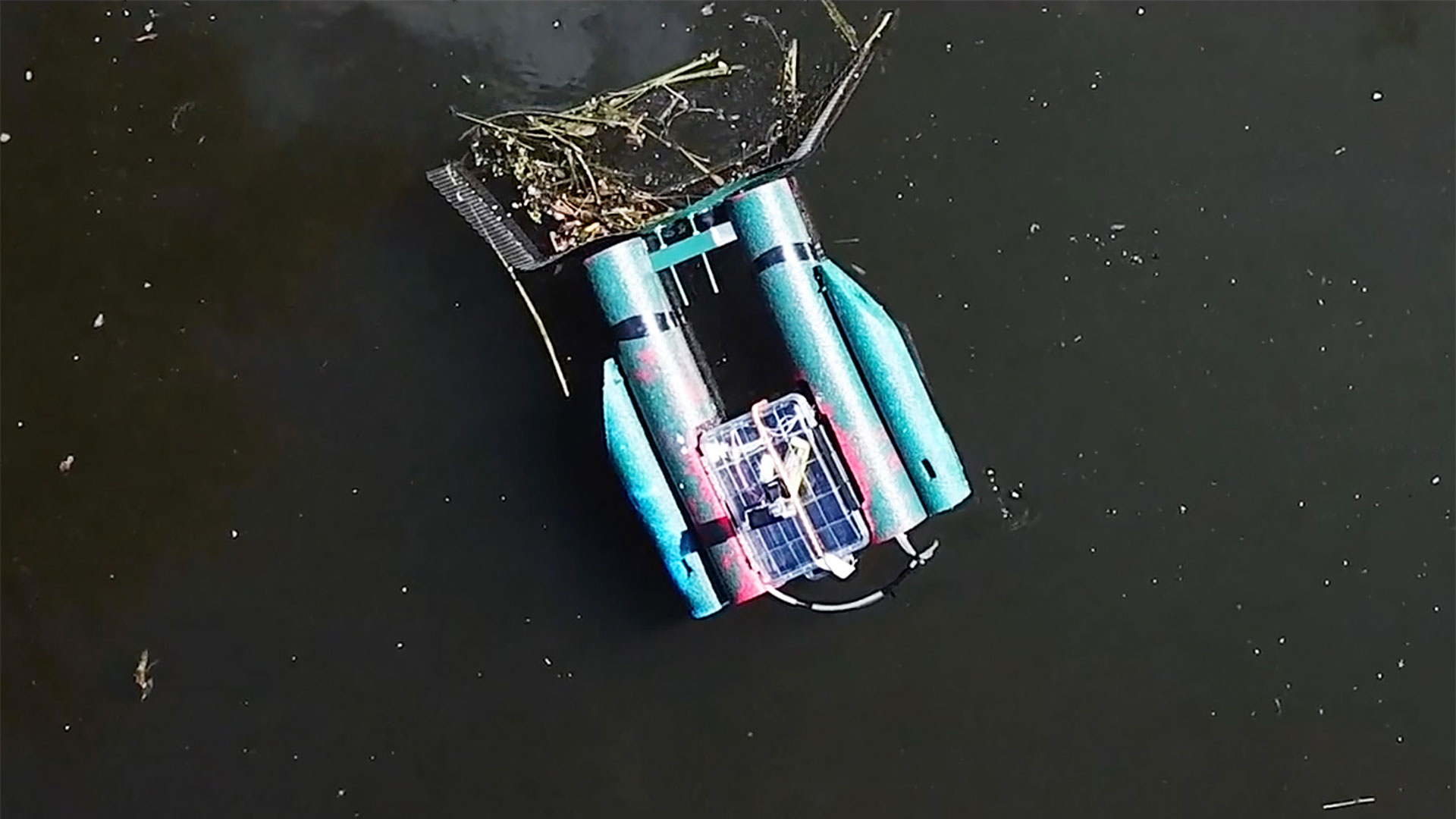 Urban Rivers Trashbot to Clean Up Chicago River Biomatrix